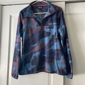 Woman’s Patagonia fleece jacket